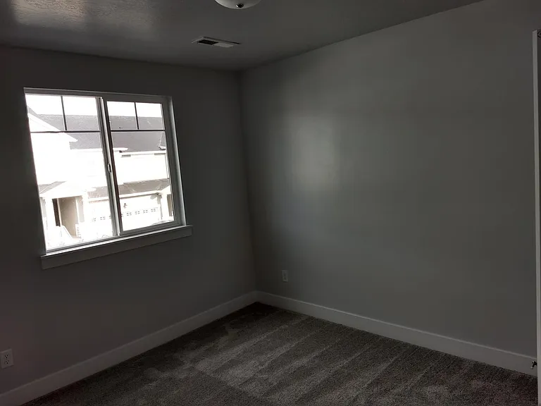 3651 E 2330 N — Photo 18