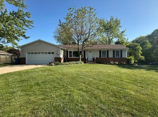 772 Mississinewa Rd, Chesterton, IN 46304