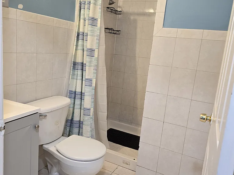 631 Hunterdon St #1 — Photo 14
