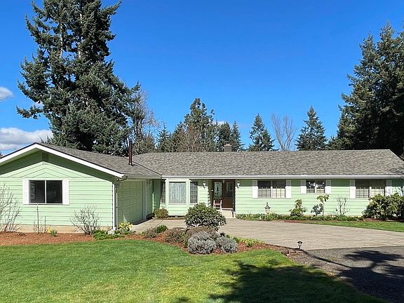 3rd image of 15205 Quall Rd NE