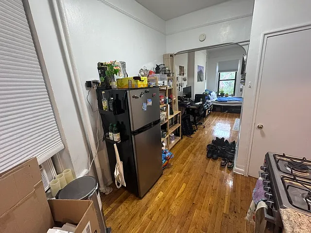 331 E 88th St #4B — Photo 6