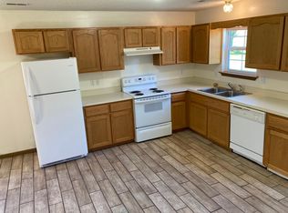 106 Marilyn Ave #106, Knob Noster, MO 65336