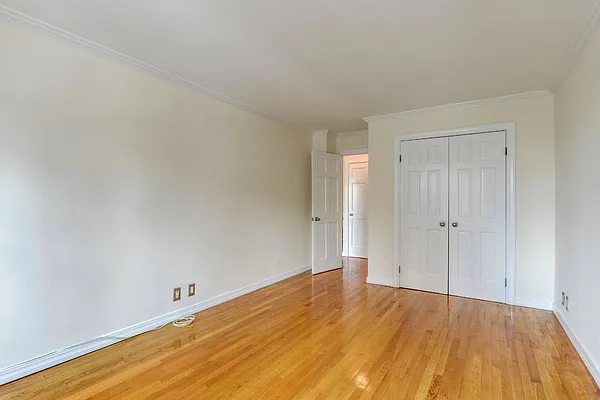 Sold by Redfin Real Estate | media 5