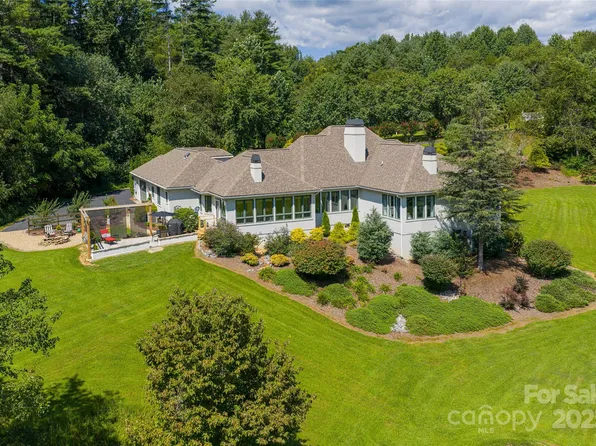 31 Piccadilly Pl, Brevard, NC 28712