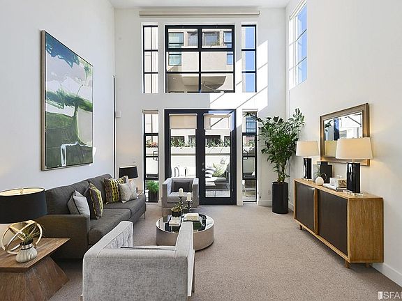 3rd image of 161 Gilbert St APT 5