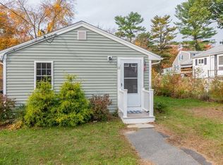 13 Mayflower Rd, Holbrook, MA 02343
