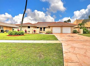 5840 Wind Drift Ln, Boca Raton, FL 33433