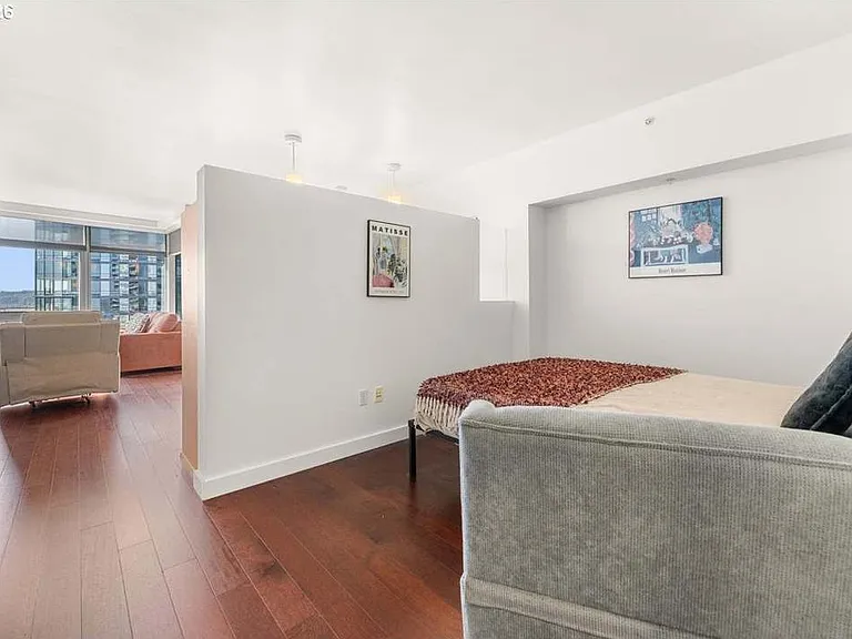 3601 SE River Pkwy #812 — Photo 2
