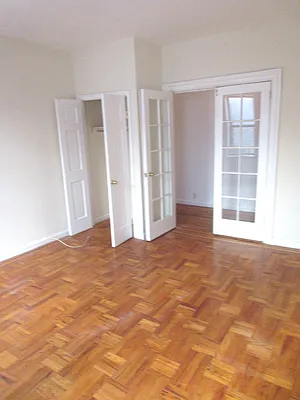 Rented by null | media 14