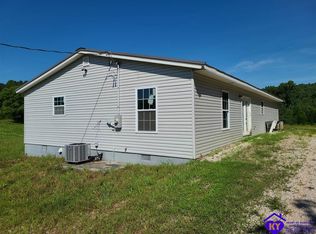 1182 Yates Chapel Rd, Cecilia, KY 42724