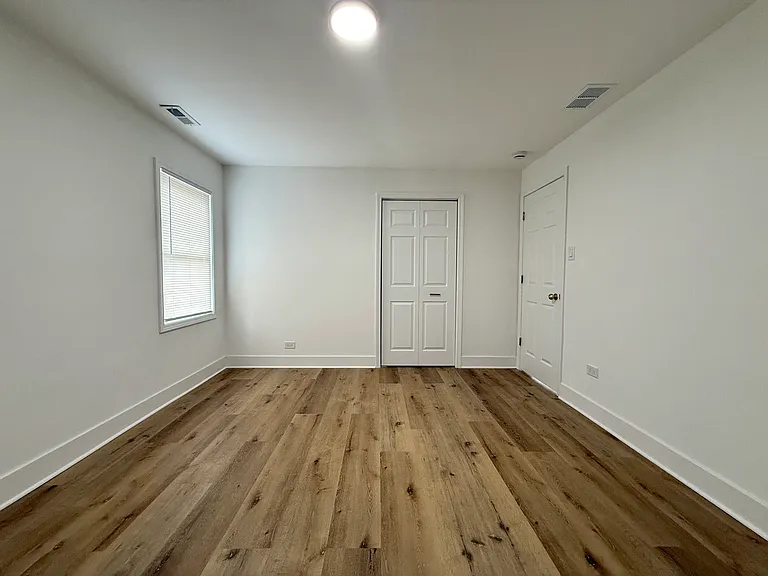 14916 Langley Ave — Photo 19