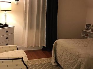 2565 Overlook Rd, Cleveland Heights, OH 44106