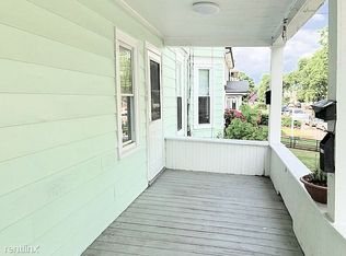 108 Billings Rd, Quincy, MA 02171