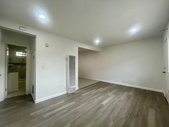 4th image of 1517 Plaza Del Amo #1