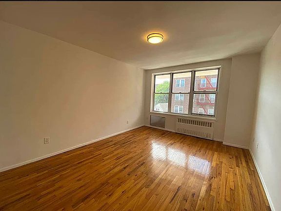 2nd image of 11146 76th Dr APT 4D