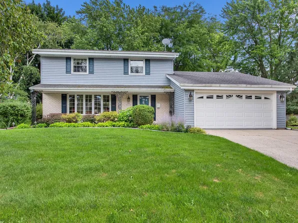 N89W17151 Highland COURT, Random Lake, WI 53075
