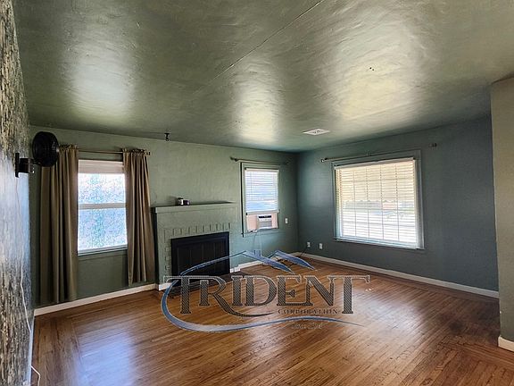 2nd image of 1117 Divver St