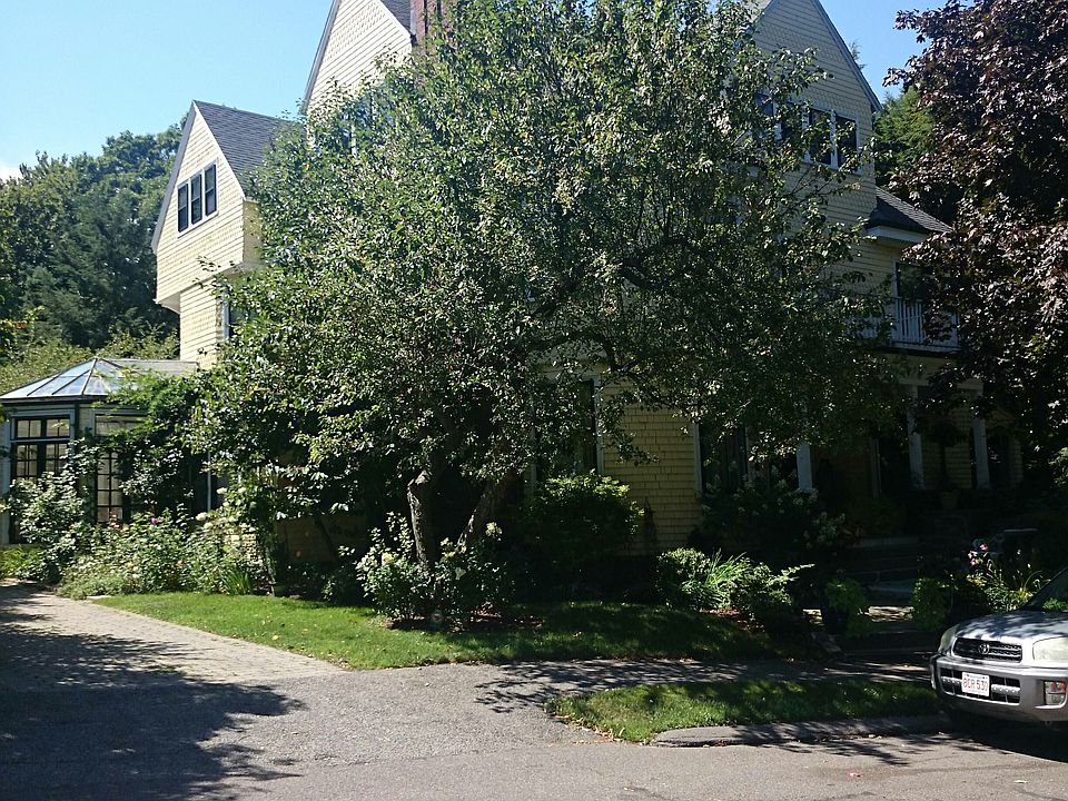 2nd image of 108 Upland Rd