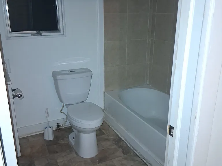 4543 Kingsbury St — Photo 7