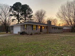 1901 W 3rd Ct, Russellville, AR 72801