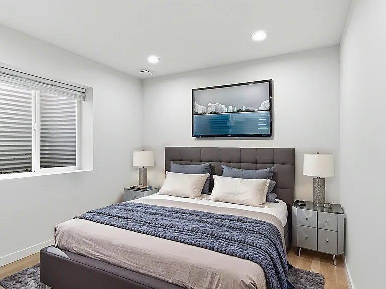 5801 S Cushman Ave #3 — Photo 9