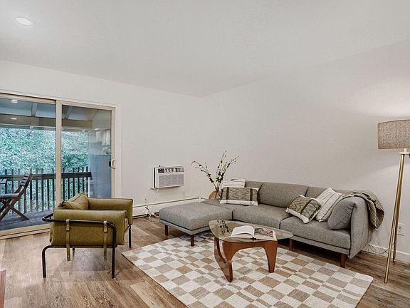 2nd image of 2707 Valmont Rd #D-307D