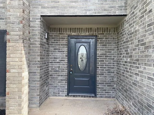 Building Photo - 5906 Drenner Park Ln