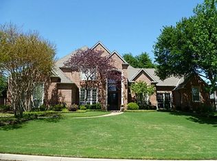 200 Creekway Bnd, Southlake, TX 76092