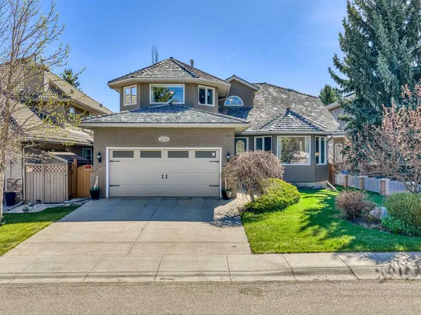 208 W Shawnee Gdns SW, Calgary, AB T2Y 2V1