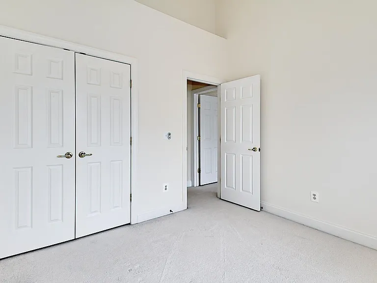 6913 Stanwick Sq — Photo 4