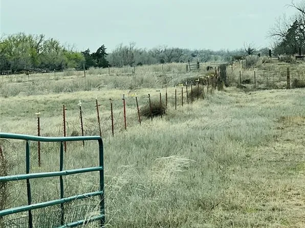 (undisclosed Address), Blair, OK 73526