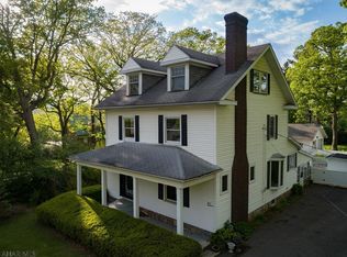 318 Larch St, Hollidaysburg, PA 16648