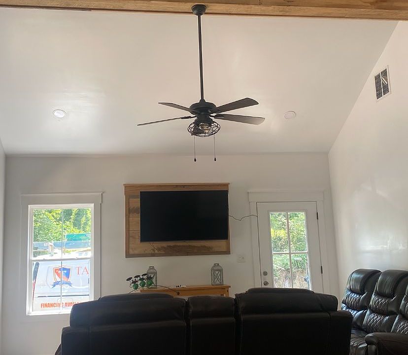 1st image of 15271 Brownsferry Rd