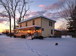 211 Robinson Rd, Haldimand County, ON N1A 2W1