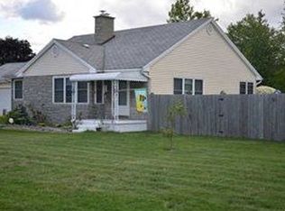 751 Sherwood Ct, Depew, NY 14043