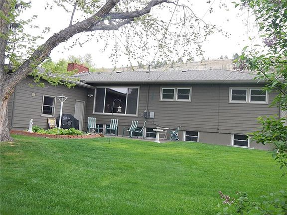 3rd image of 1450 Cascade Ave