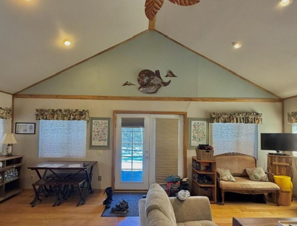 1st image of 18920 Fish Ln