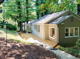 517 Alta Vista Dr, Hendersonville, NC 28791