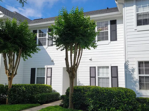 330 Southern Pecan Cir Unit 207, Winter Garden, FL 34787