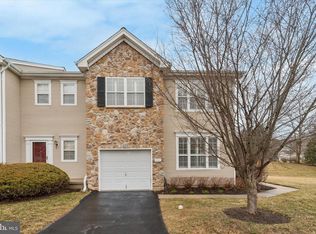 111 Stirrup Cir, West Chester, PA 19382