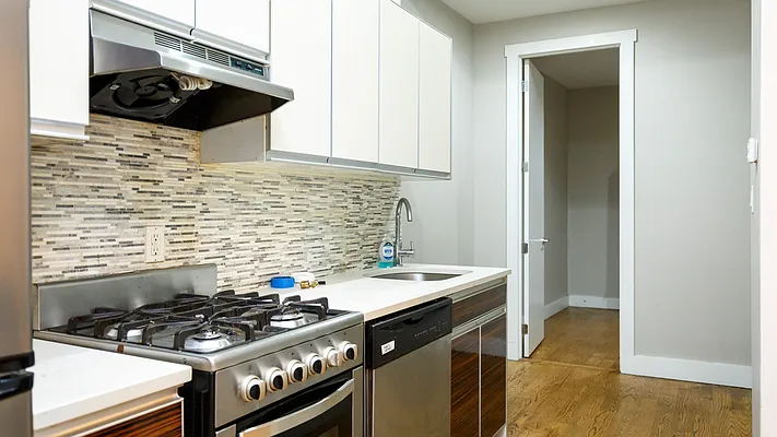 Rented by Nooklyn NYC LLC | media 2