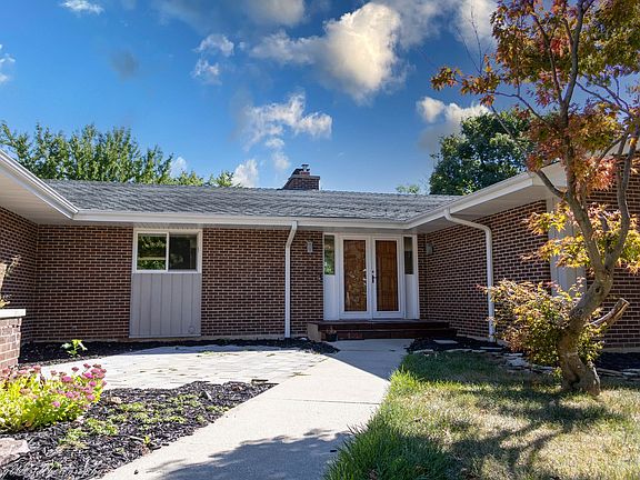 2nd image of 531 Joanne Ln