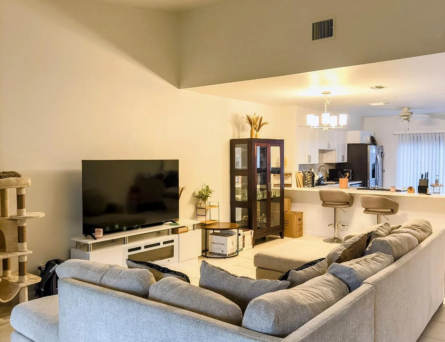 2 bed, 2.0 bath, 1258 sqft, $3,000 — Photo 3