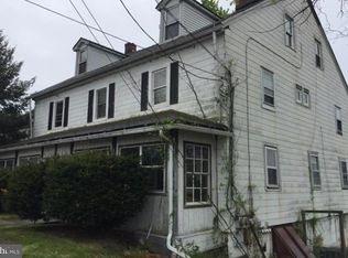 5 Main St, Bridgeport, NJ 08014