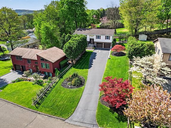 3rd image of 8 Cartwright Road