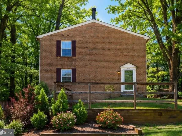 9142 Lambskin Ln, Columbia, MD 21045