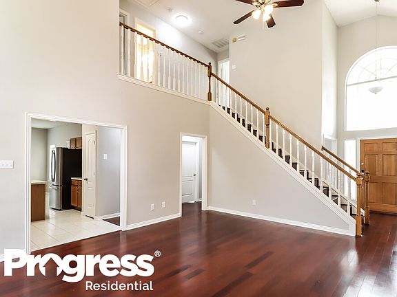 5th image of 617 Fern Dr