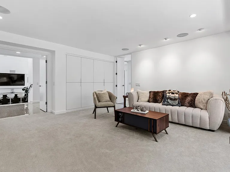 715 Bayside Dr — Photo 23