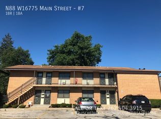 N88W16775 Main St #7, Menomonee Falls, WI 53051