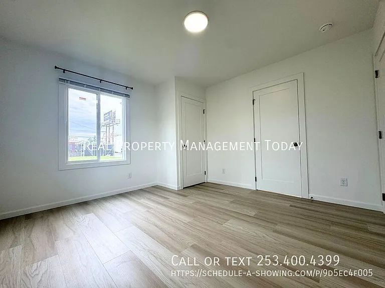 8420 1/2 S Tacoma Way #1 — Photo 11
